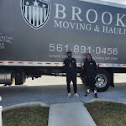 Latest review image uploaded by customer for Brooks Moving & Hauling West Palm Beach.