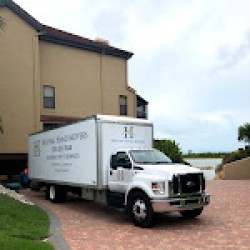 Latest review image uploaded by customer for Helping Hand Movers Naples.