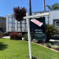 Latest review image uploaded by customer for Costa Mesa Moving Company.