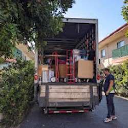 Latest review image uploaded by customer for Best California Movers.