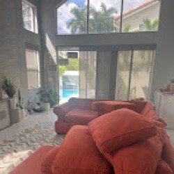 Latest review image uploaded by customer for Pro Movers Miami.