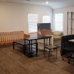 Latest review image uploaded by customer for Unicorn Moving & Storage.