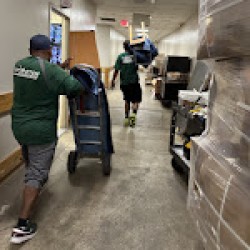 Latest review image uploaded by customer for Top Notch Movers.
